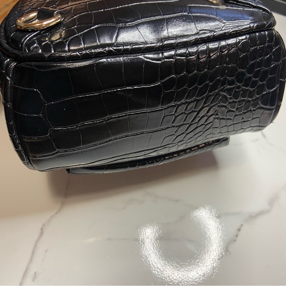 NWOT Lulus Getting Places Black Crocodile Embossed Mini Backpack - Picture 6 of 13